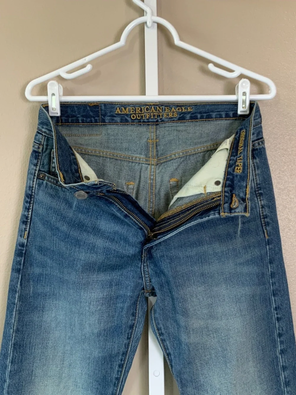 American Eagle Original Taper Jeans